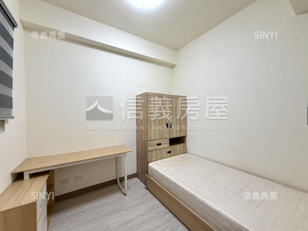 銳揚新世代採光２房平車房屋室內格局與周邊環境