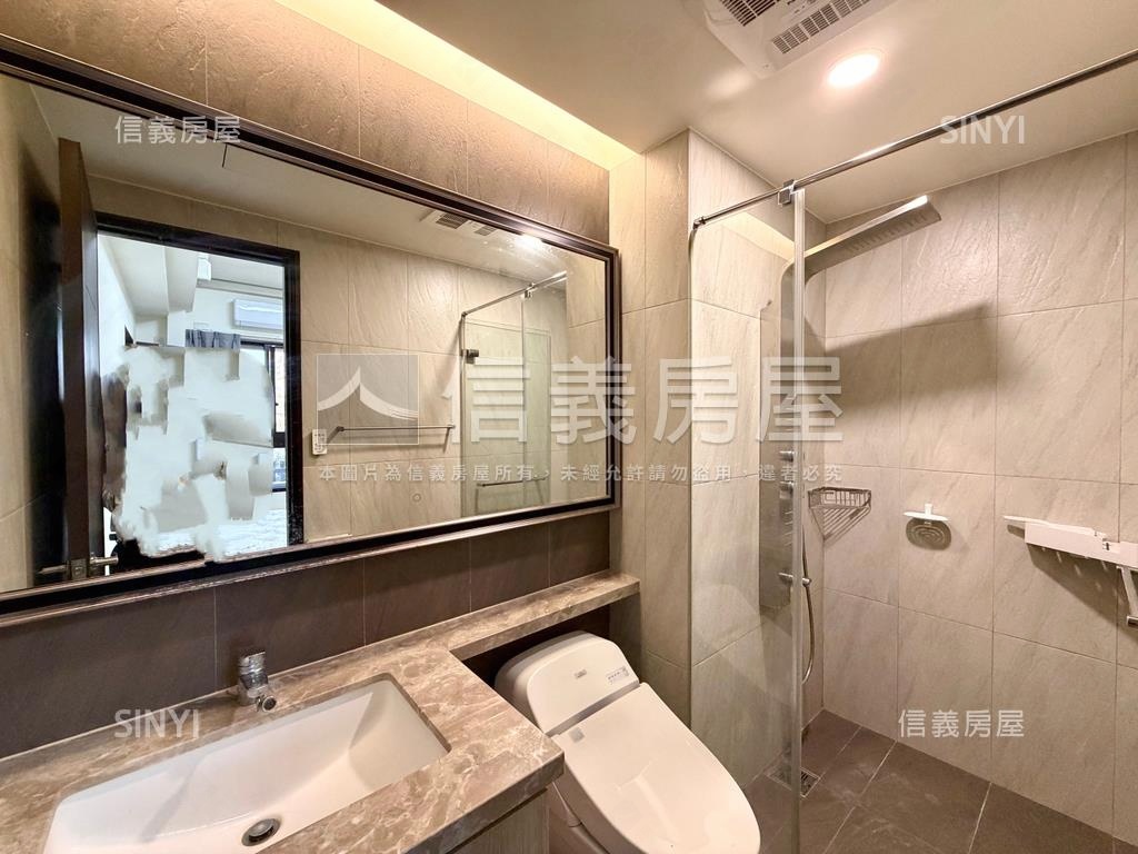 銳揚新世代採光２房平車房屋室內格局與周邊環境