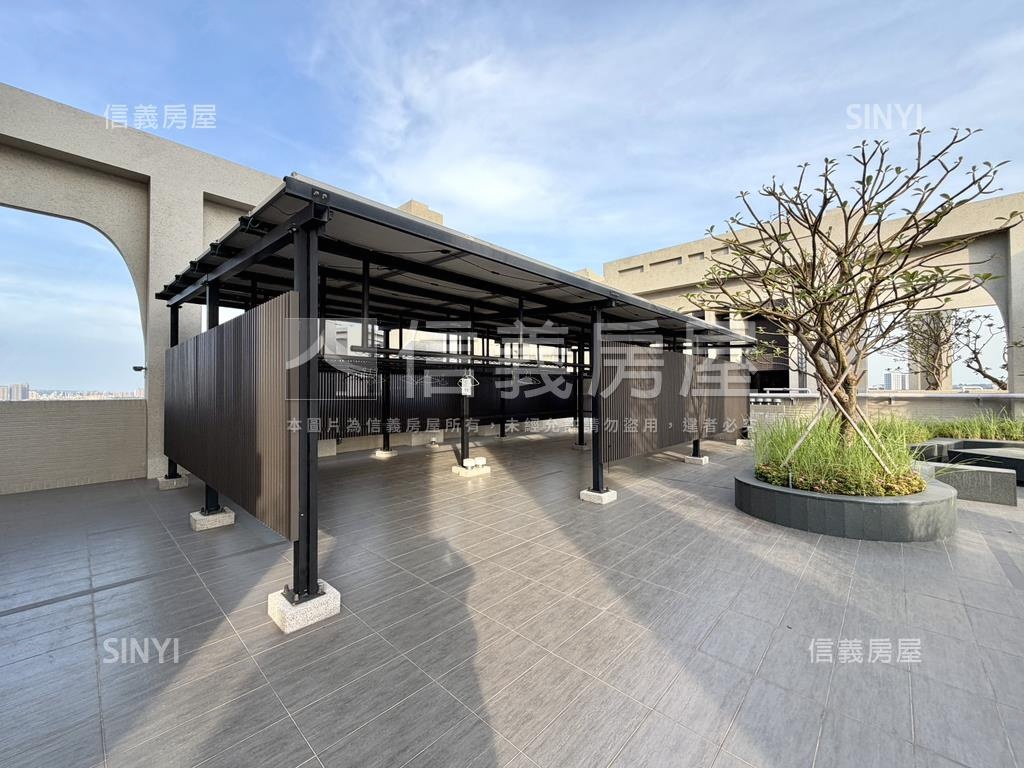 銳揚新世代採光２房平車房屋室內格局與周邊環境