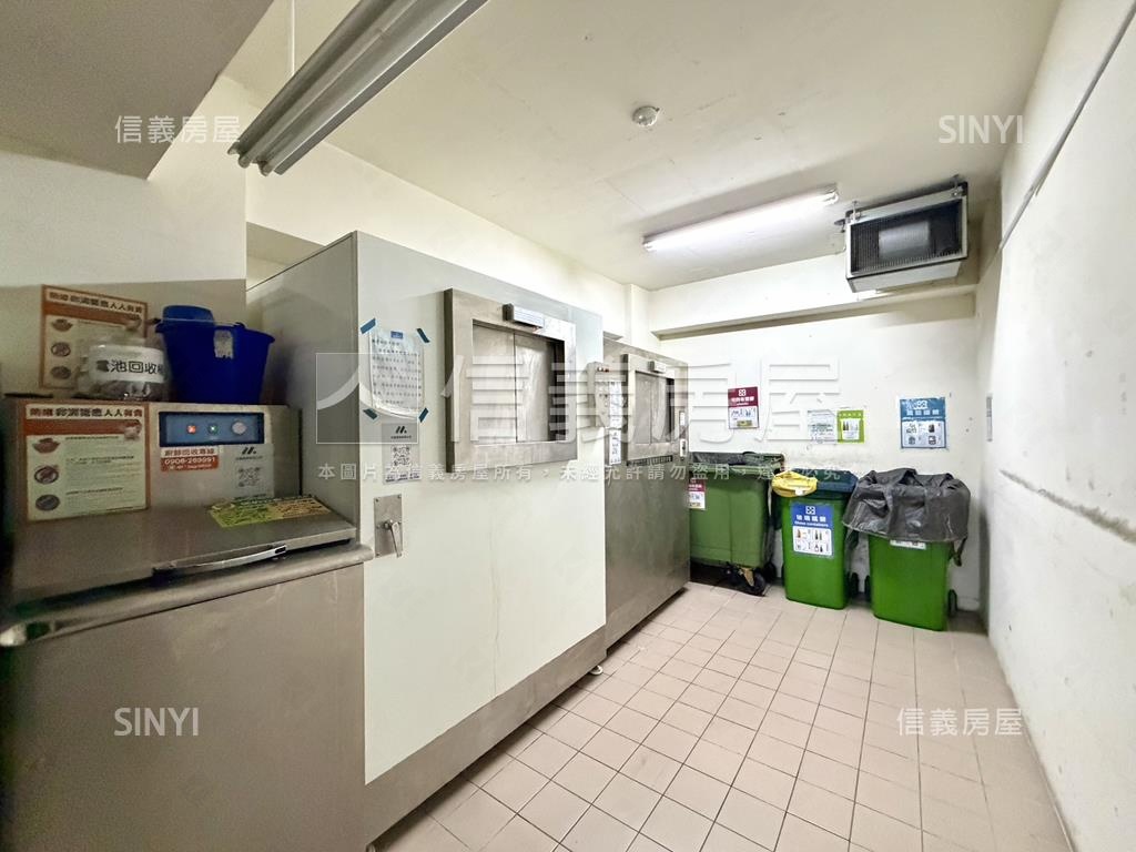 銳揚新世代採光２房平車房屋室內格局與周邊環境