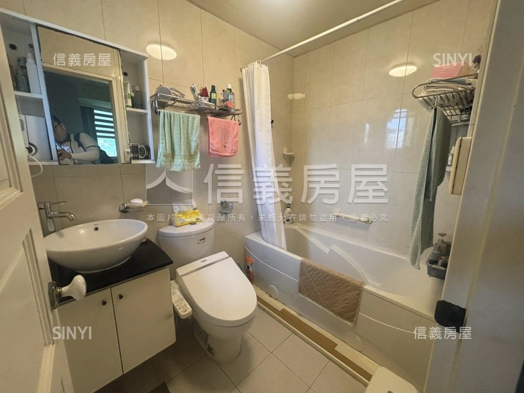 國寶大三房露臺景觀戶房屋室內格局與周邊環境