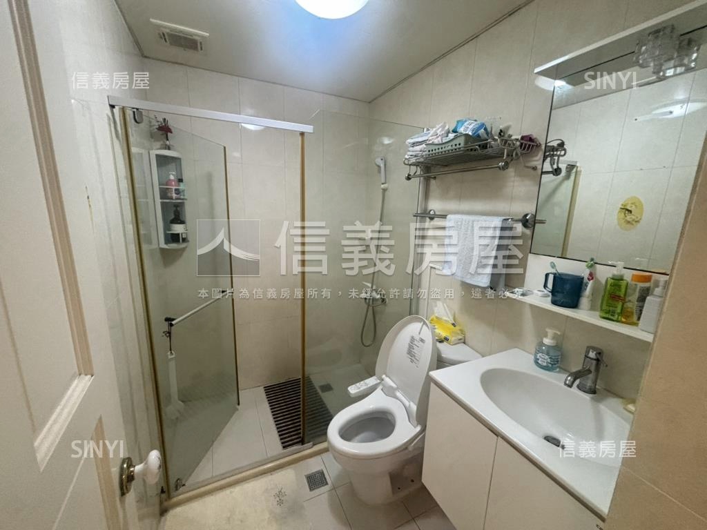 國寶大三房露臺景觀戶房屋室內格局與周邊環境