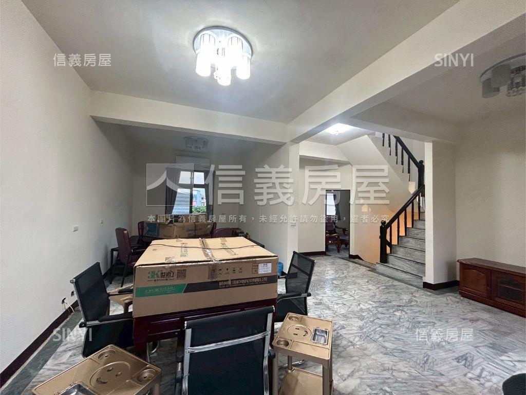大地坪平鎮邊間透天房屋室內格局與周邊環境