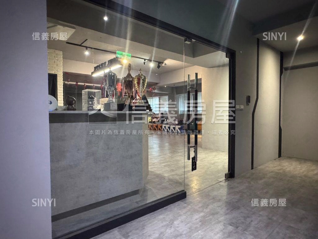七賢百坪收租商辦房屋室內格局與周邊環境