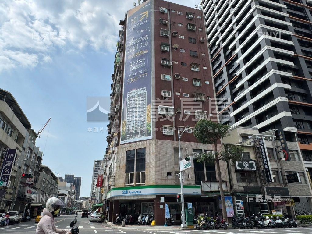 七賢百坪收租商辦房屋室內格局與周邊環境