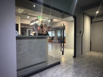 七賢百坪收租商辦