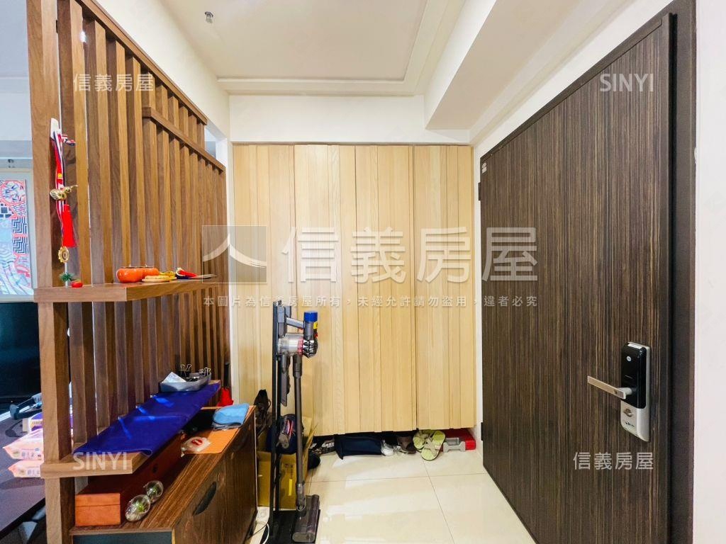 麗馥·巨蛋核心美三房平車房屋室內格局與周邊環境