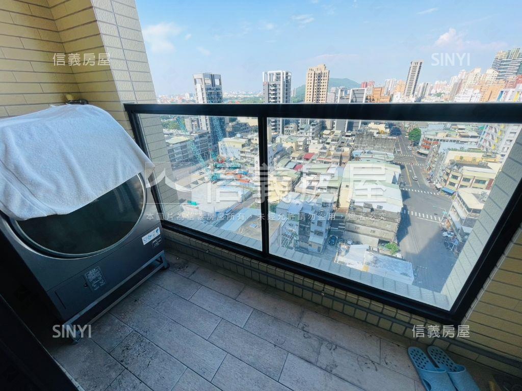 麗馥·巨蛋核心美三房平車房屋室內格局與周邊環境