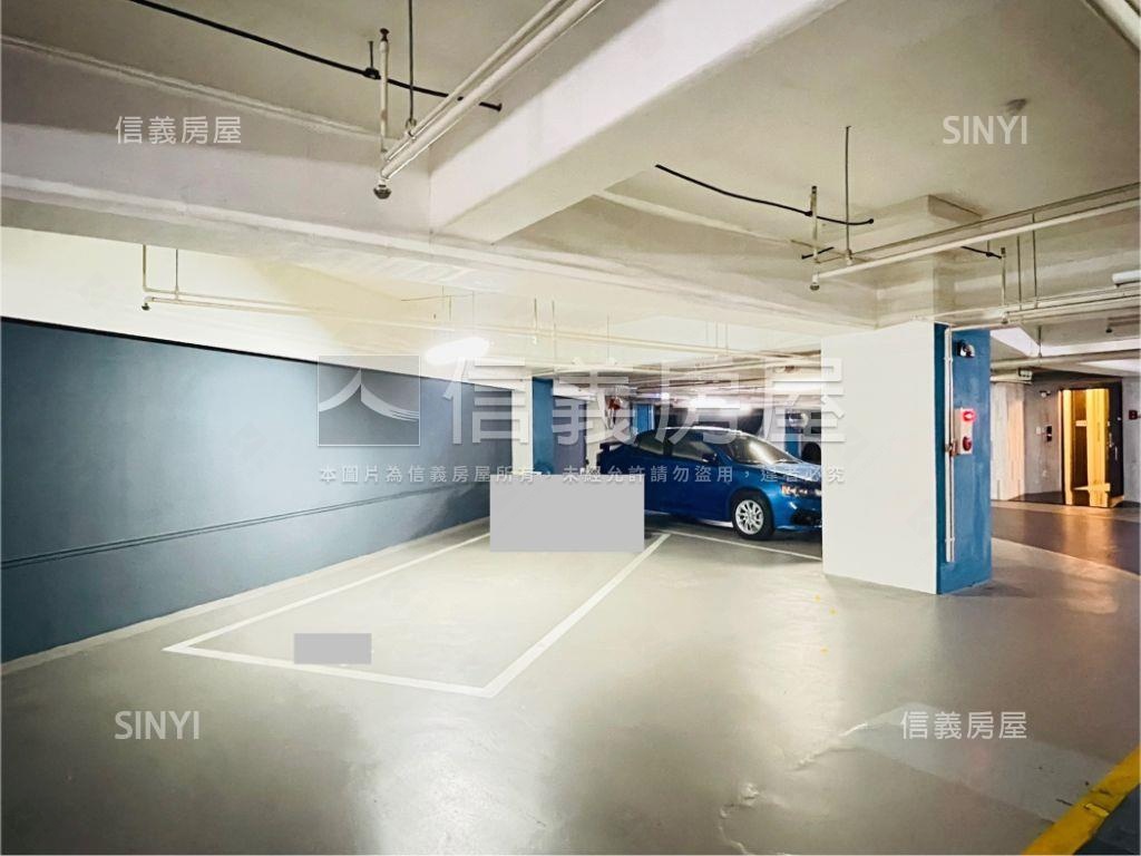 麗馥·巨蛋核心美三房平車房屋室內格局與周邊環境