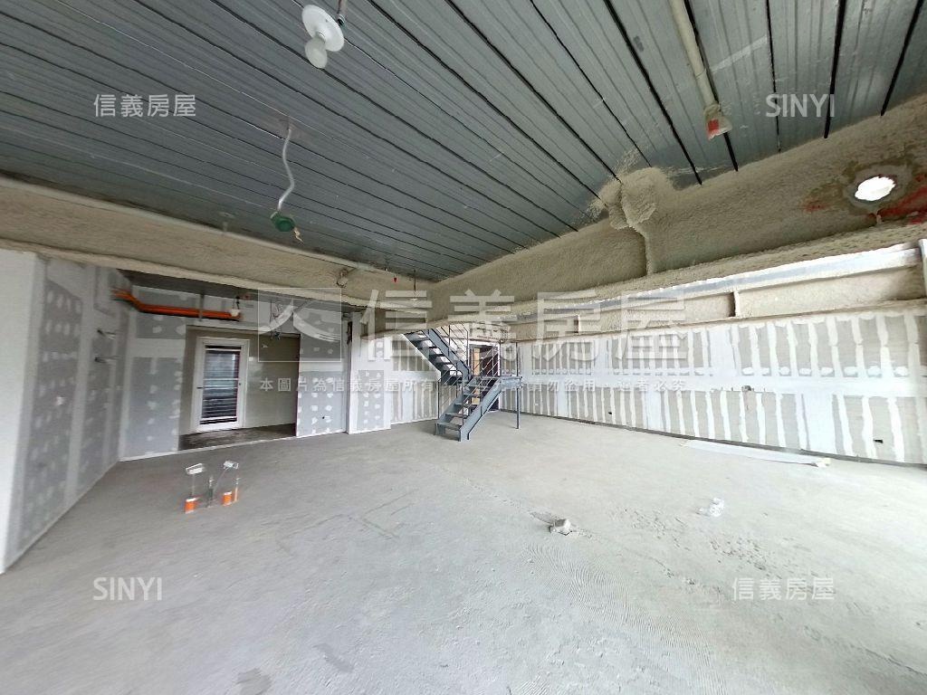 橋峰★氣勢磅礡★樓中樓房屋室內格局與周邊環境