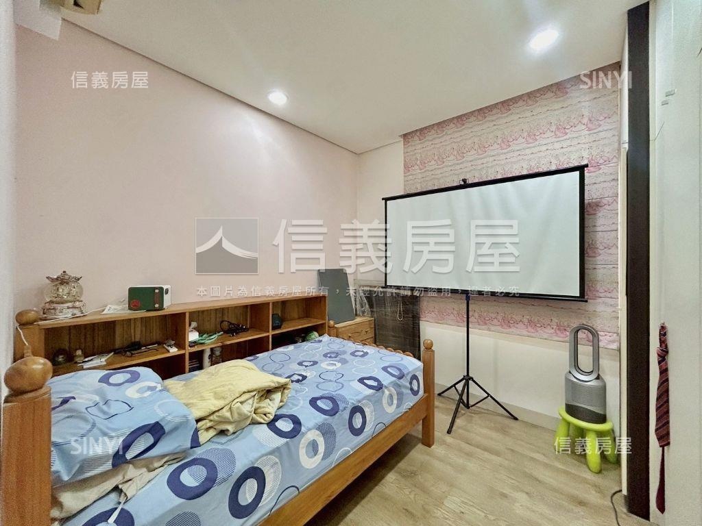 勝利學區大四房雙車位房屋室內格局與周邊環境