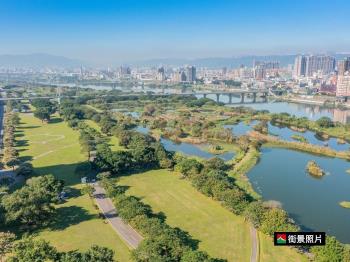 馬年吉祥！采蝶三房車位