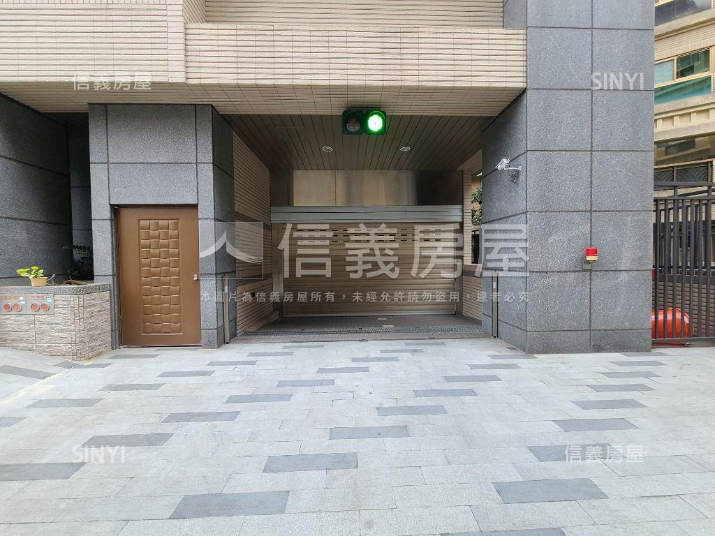 安康電梯美華廈房屋室內格局與周邊環境