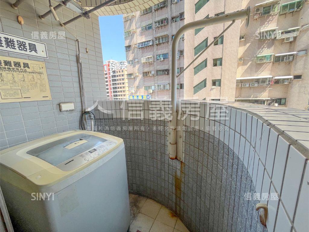 近火車站商圈舒適溫馨美套房屋室內格局與周邊環境