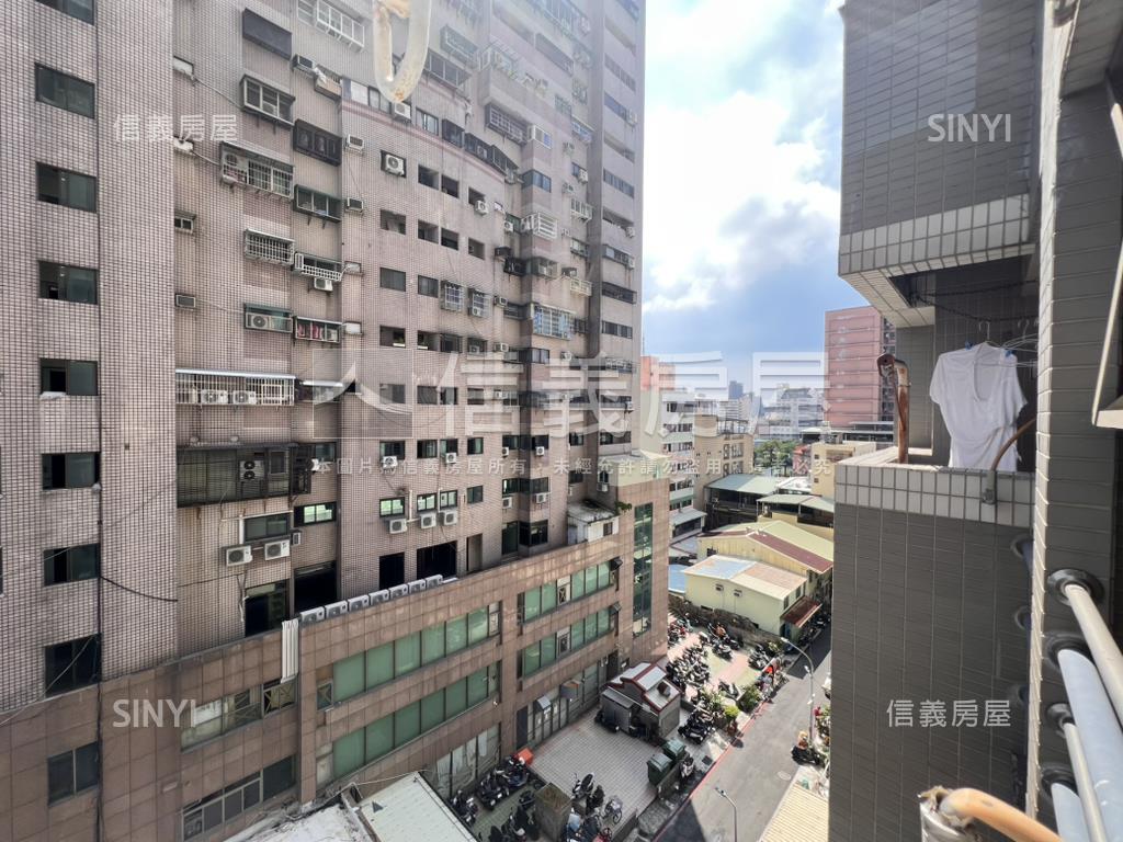 近火車站商圈舒適溫馨美套房屋室內格局與周邊環境