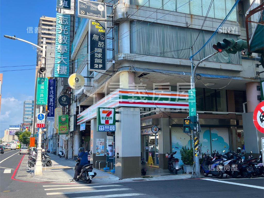 近火車站商圈舒適溫馨美套房屋室內格局與周邊環境