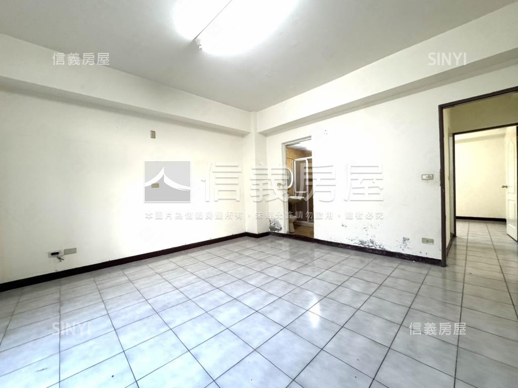 世貿莊敬方正大四房房屋室內格局與周邊環境