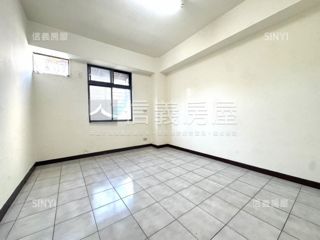 世貿莊敬方正大四房房屋室內格局與周邊環境