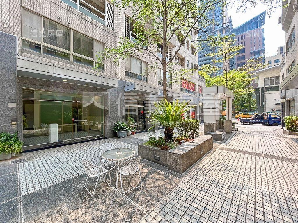 理和正三樓店面附車位房屋室內格局與周邊環境