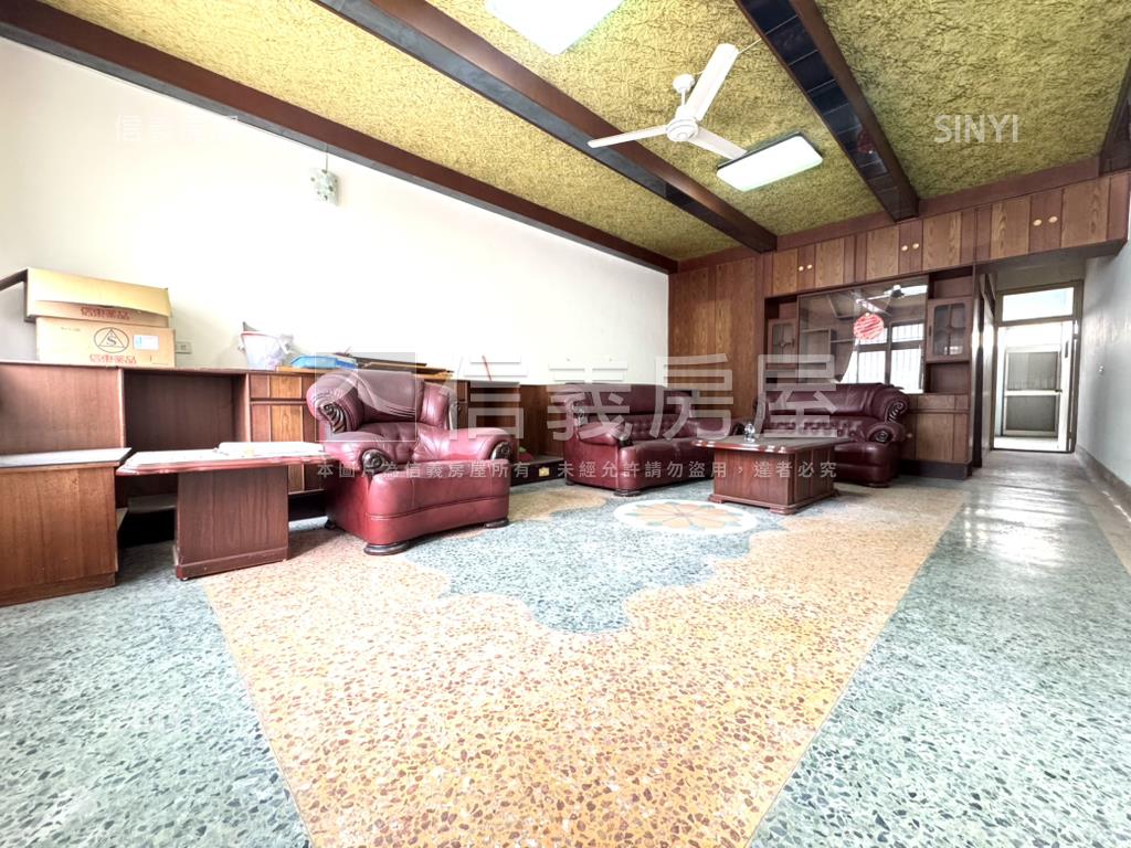 近沙鹿車站臨路透天房屋室內格局與周邊環境