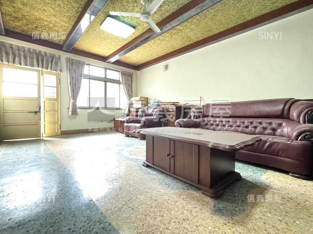 近沙鹿車站臨路透天房屋室內格局與周邊環境