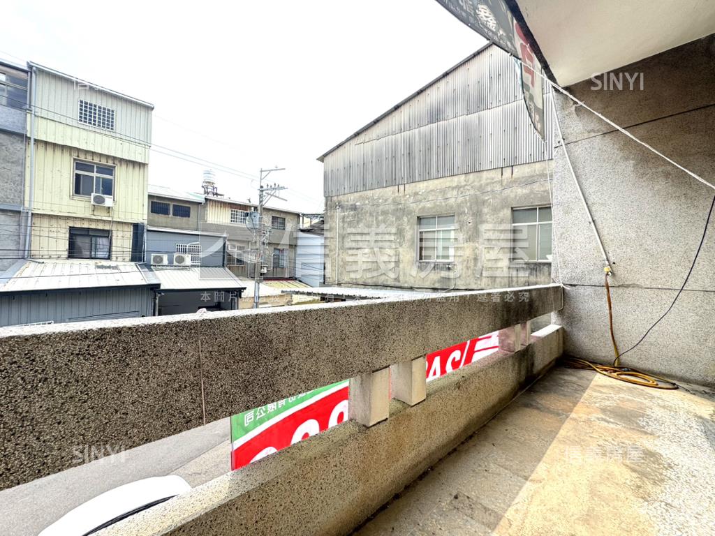 近沙鹿車站臨路透天房屋室內格局與周邊環境