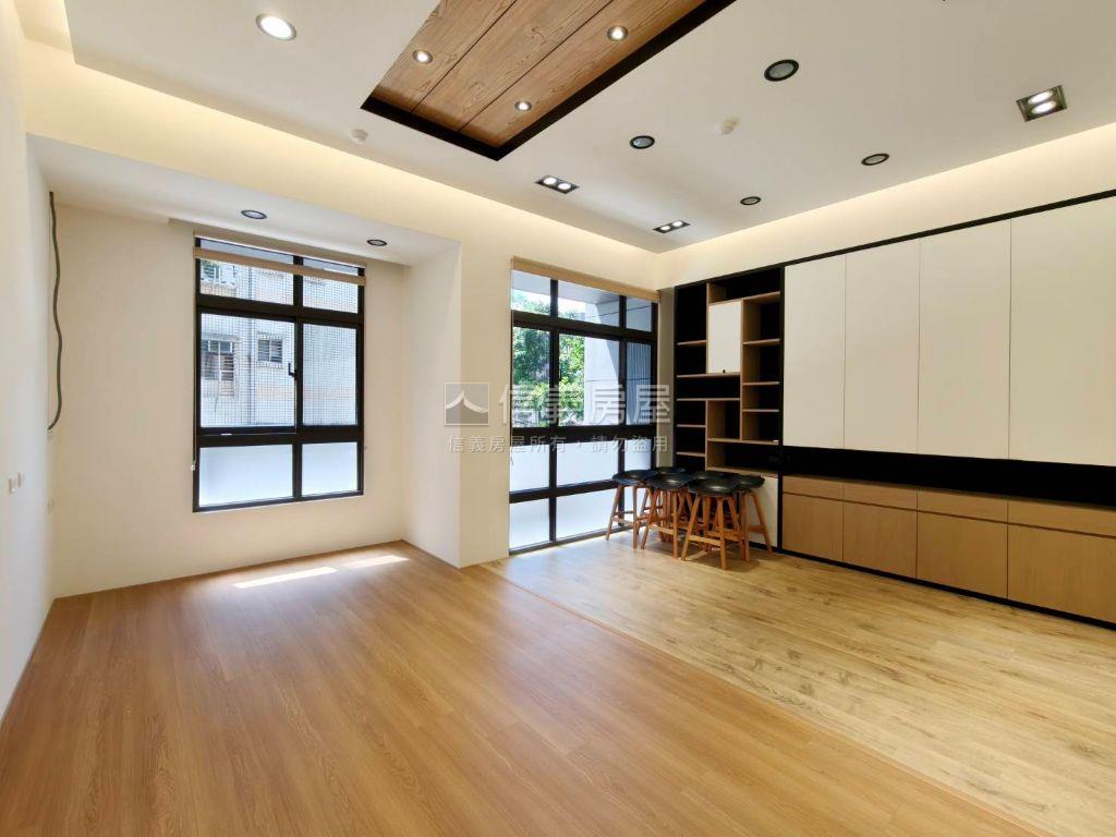 靜心新貴頂客雅閣房屋室內格局與周邊環境