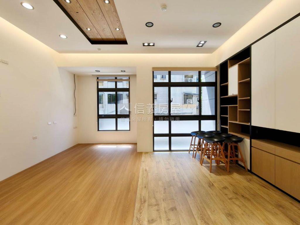 靜心新貴頂客雅閣房屋室內格局與周邊環境