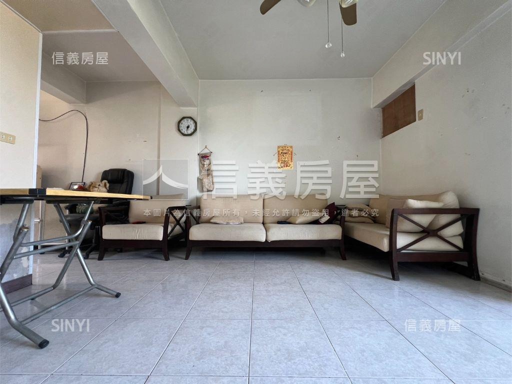 江厝路旁稀有社區公寓房屋室內格局與周邊環境