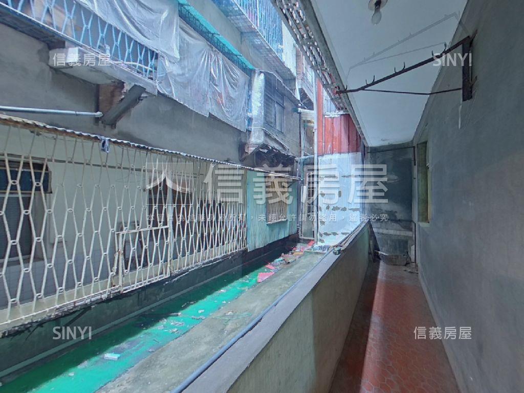 金華街方正二樓房屋室內格局與周邊環境