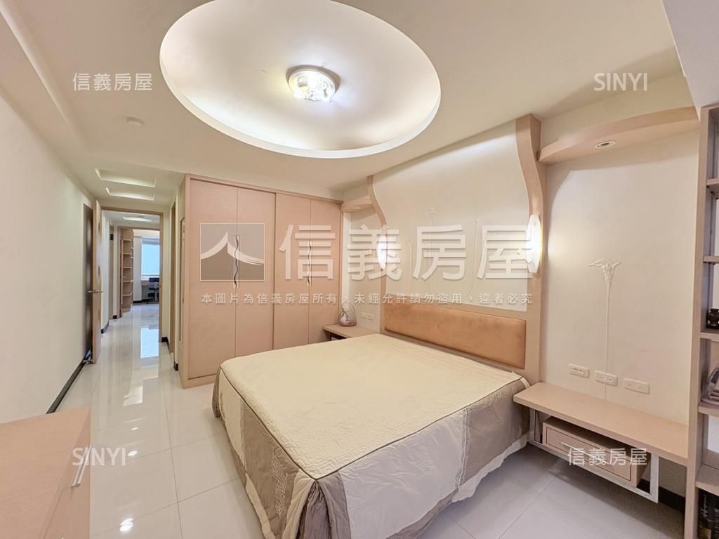 近景安捷運電梯四房車位房屋室內格局與周邊環境