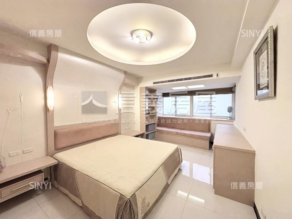 近景安捷運電梯四房車位房屋室內格局與周邊環境