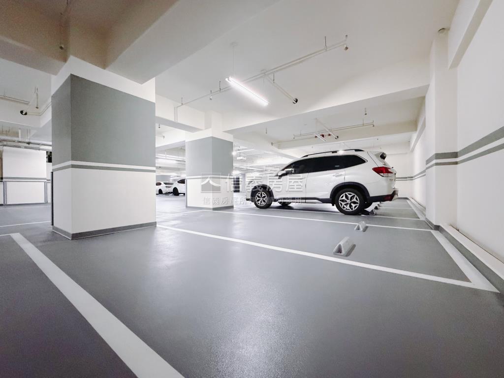富宇峰景兩房平車屋主急售房屋室內格局與周邊環境