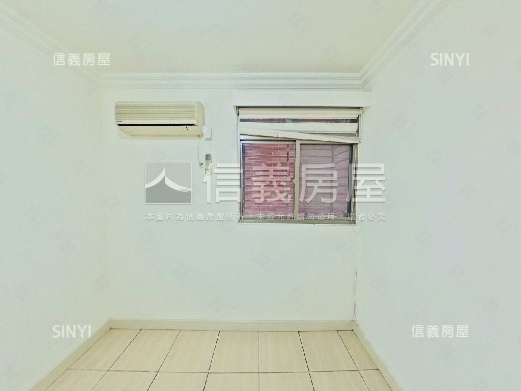 河濱公園樓中樓附車位房屋室內格局與周邊環境