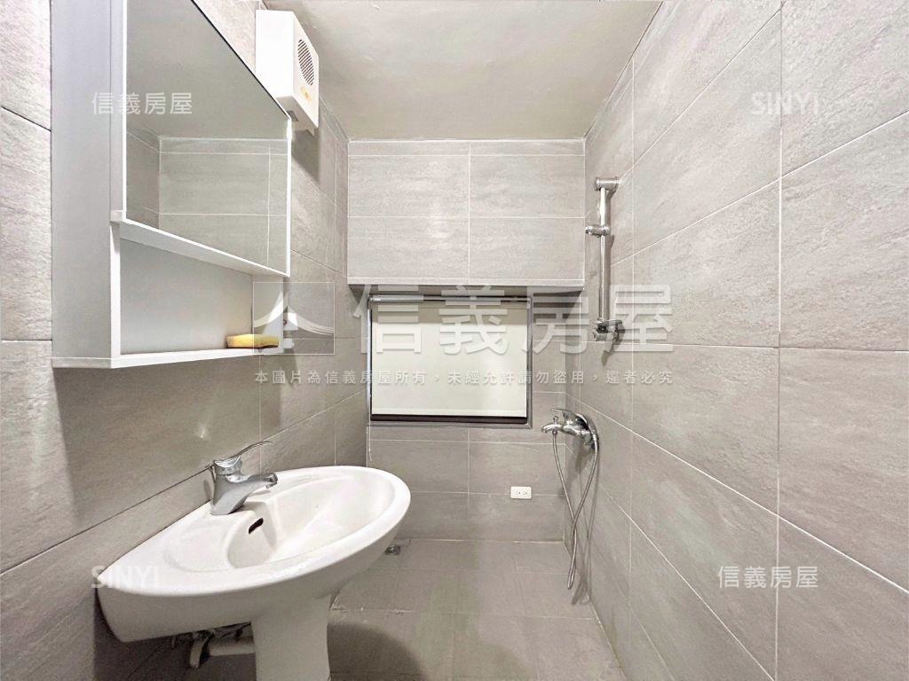 大遠百商區優質店面房屋室內格局與周邊環境