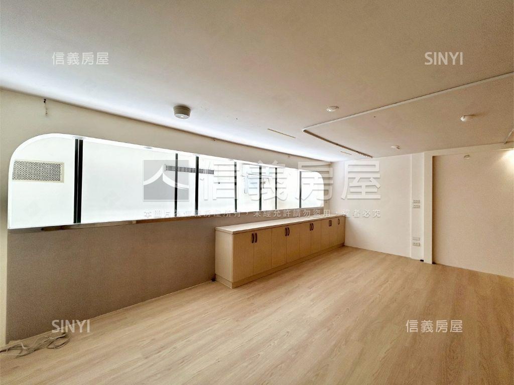 大遠百商區優質店面房屋室內格局與周邊環境