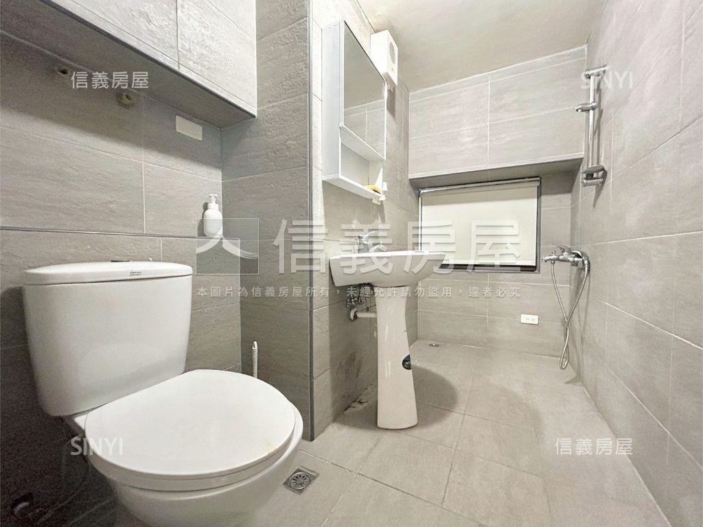 大遠百商區優質店面房屋室內格局與周邊環境