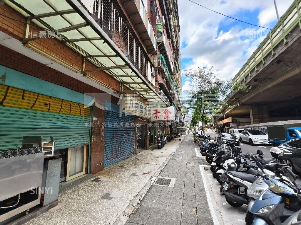 金齡店面聚寶盆房屋室內格局與周邊環境