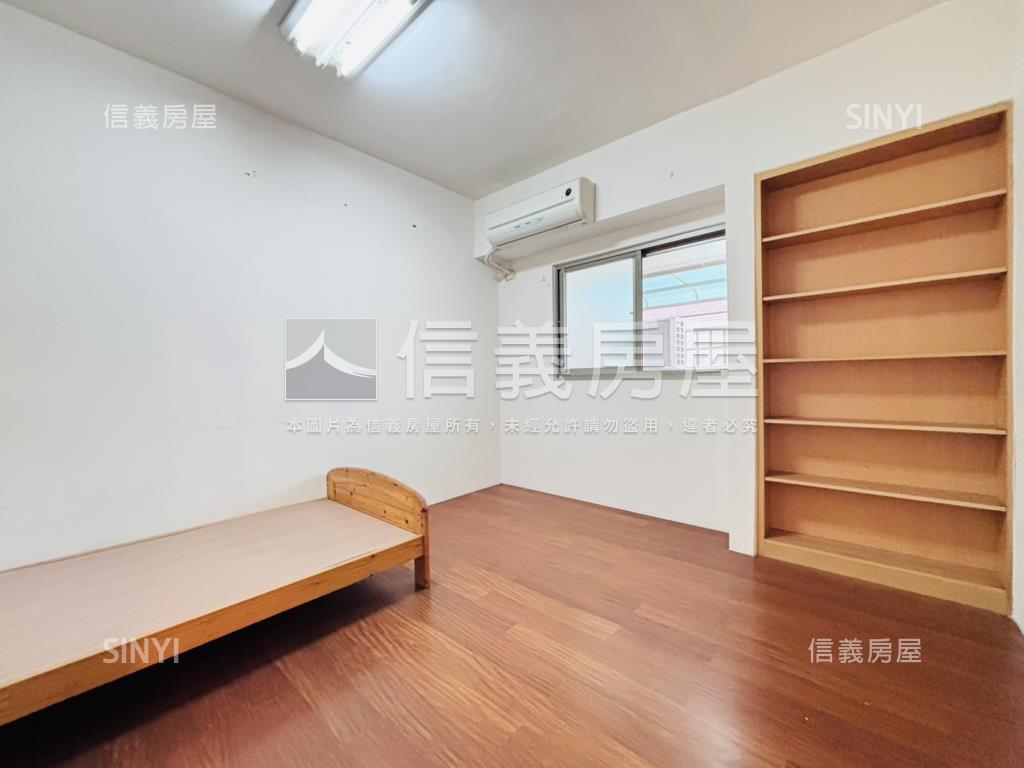 中央公園高樓首排豪景四房房屋室內格局與周邊環境