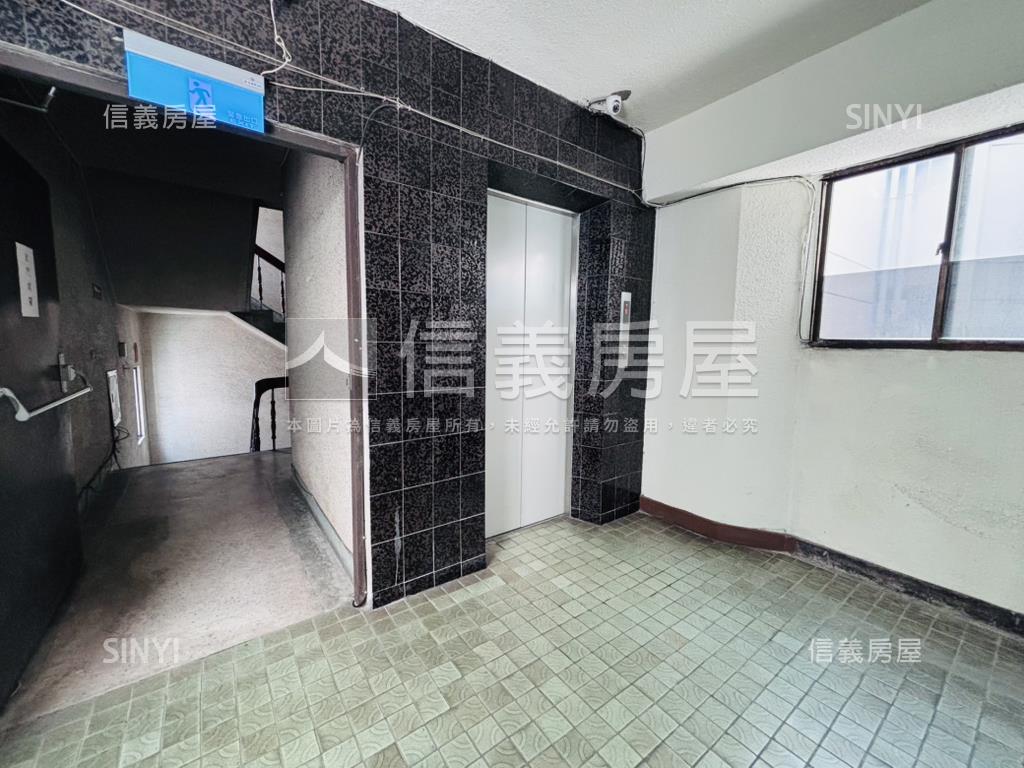 中央公園高樓首排豪景四房房屋室內格局與周邊環境