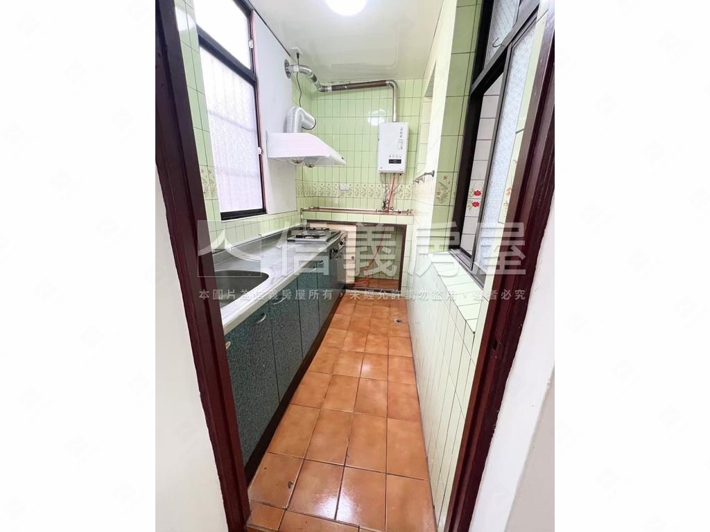 自強稀有美屋房屋室內格局與周邊環境