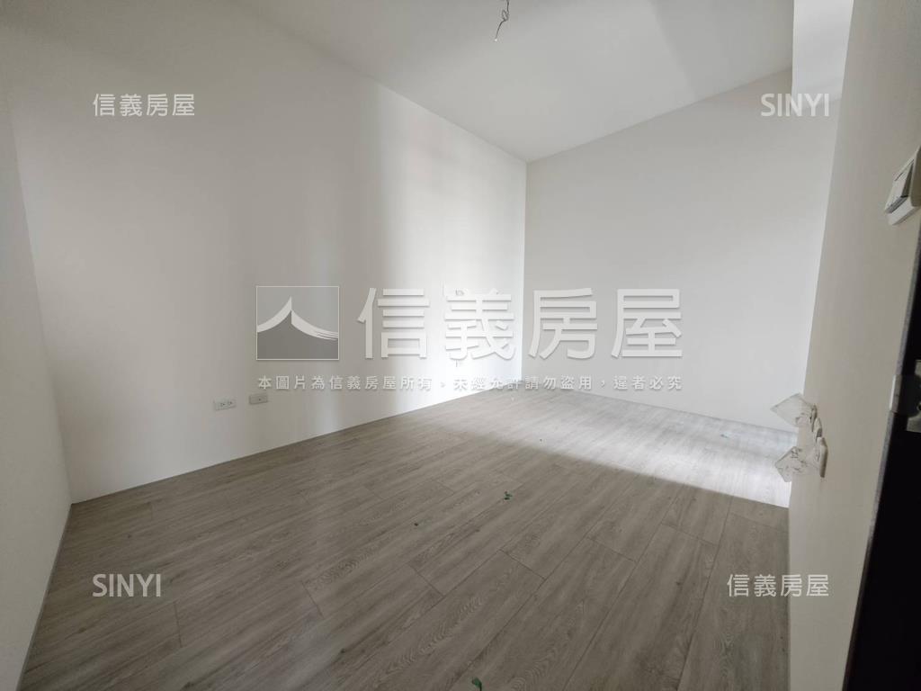 深耕８明亮二房平車房屋室內格局與周邊環境