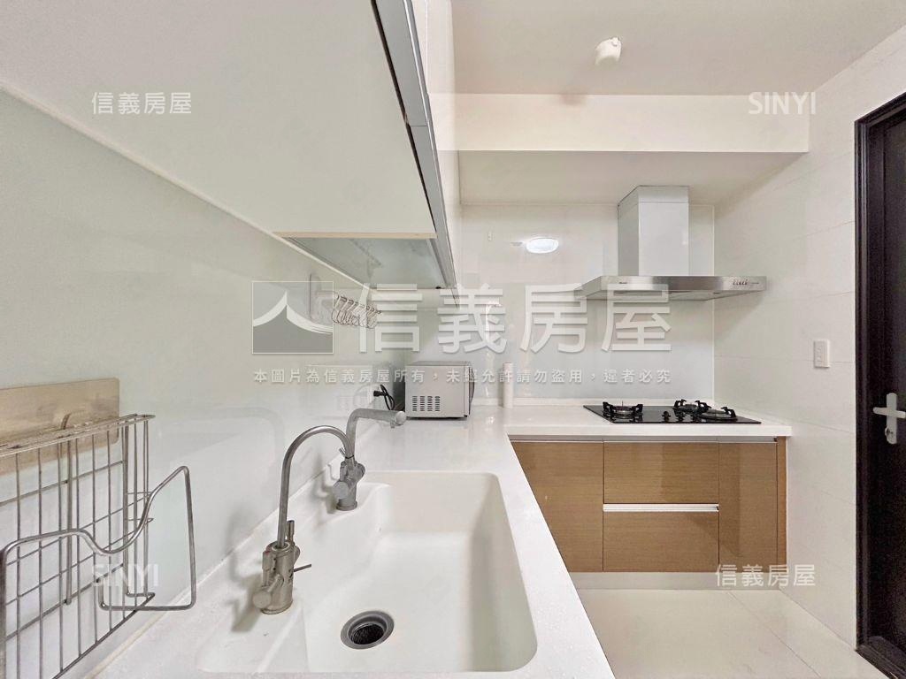 品藏一極高樓層房屋室內格局與周邊環境