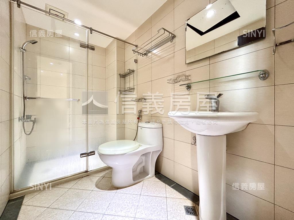 瑞隆商圈質感採光兩房平車房屋室內格局與周邊環境