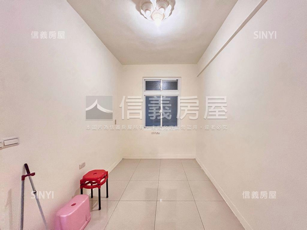 專任低總價思賢國小二樓房屋室內格局與周邊環境