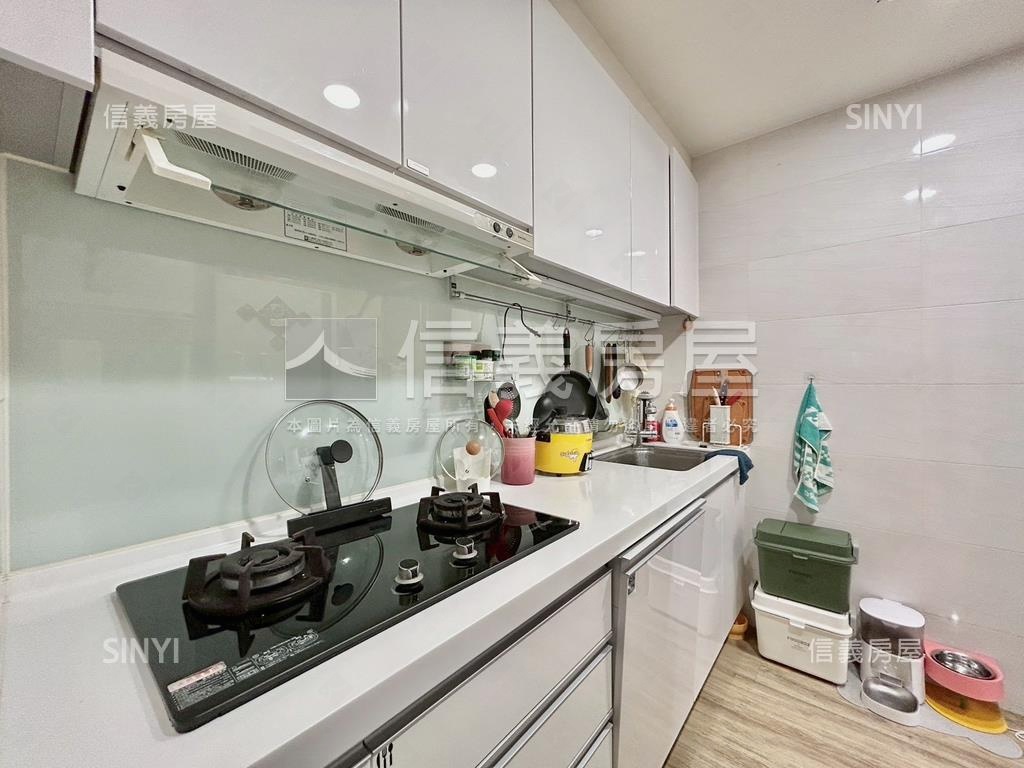 雙學苑高樓朝南美三房房屋室內格局與周邊環境