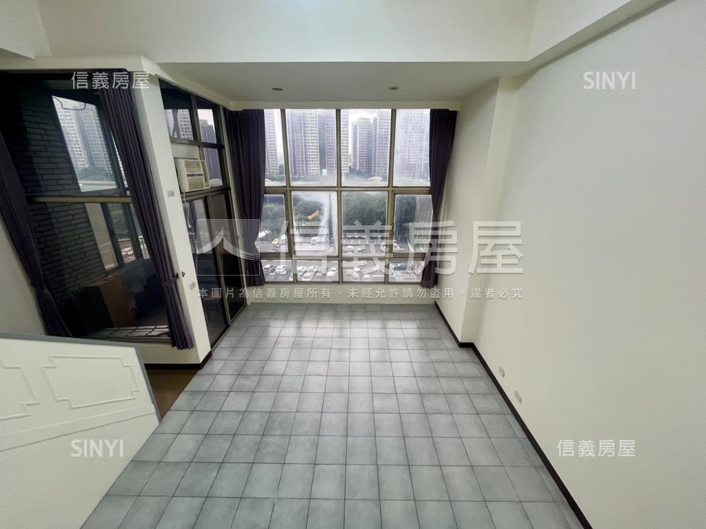 遠揚名人電梯四房車位房屋室內格局與周邊環境