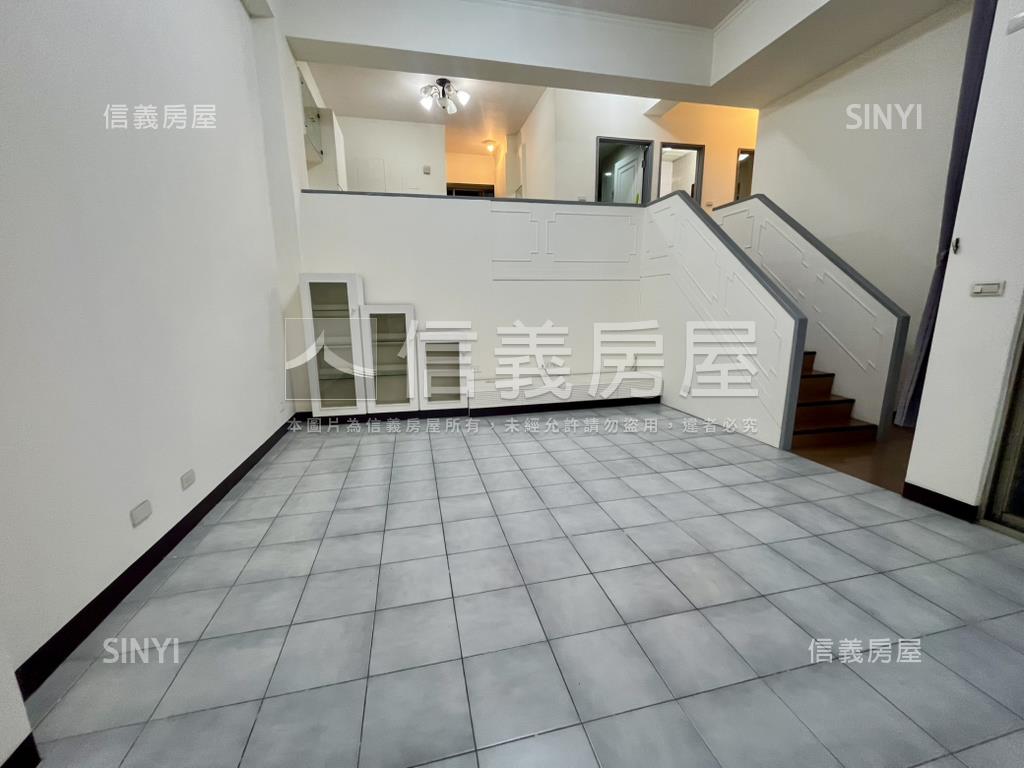 遠揚名人電梯四房車位房屋室內格局與周邊環境