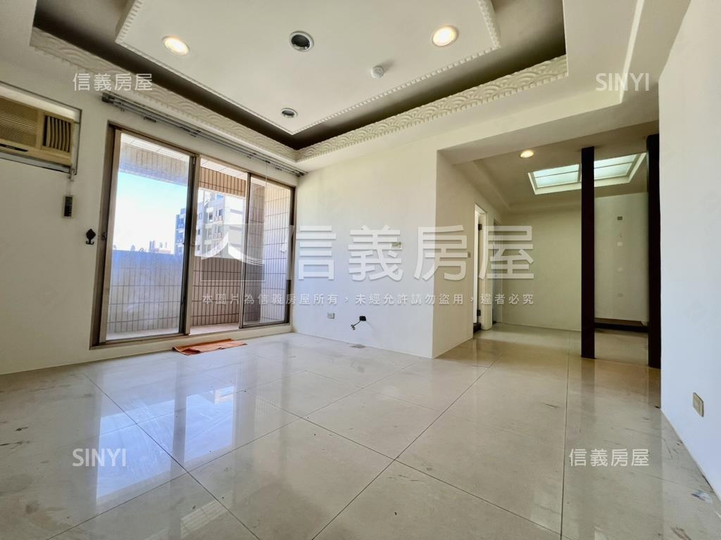 信義國小三房車位房屋室內格局與周邊環境