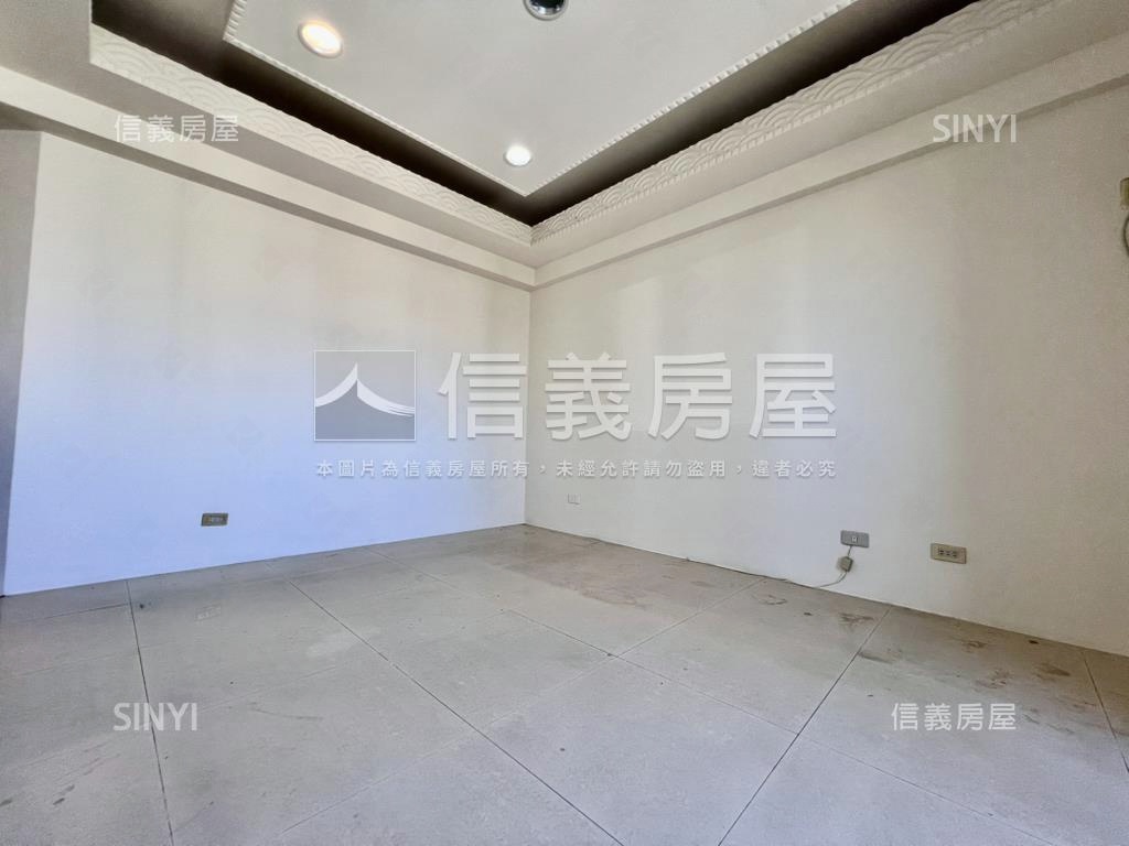 信義國小三房車位房屋室內格局與周邊環境